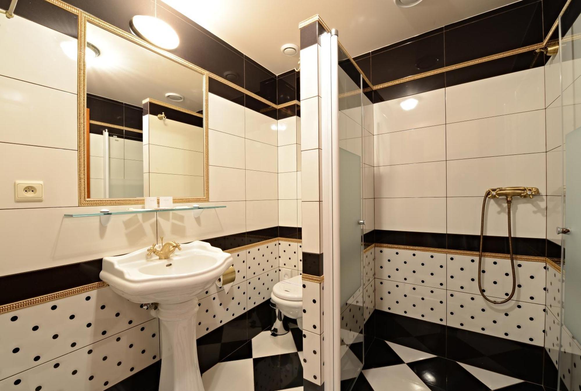 Hotel Gold Chotoviny Exterior photo